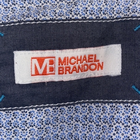 Michael Brandon Short Sleeve Button Front Shirt - Picture 3 of 5